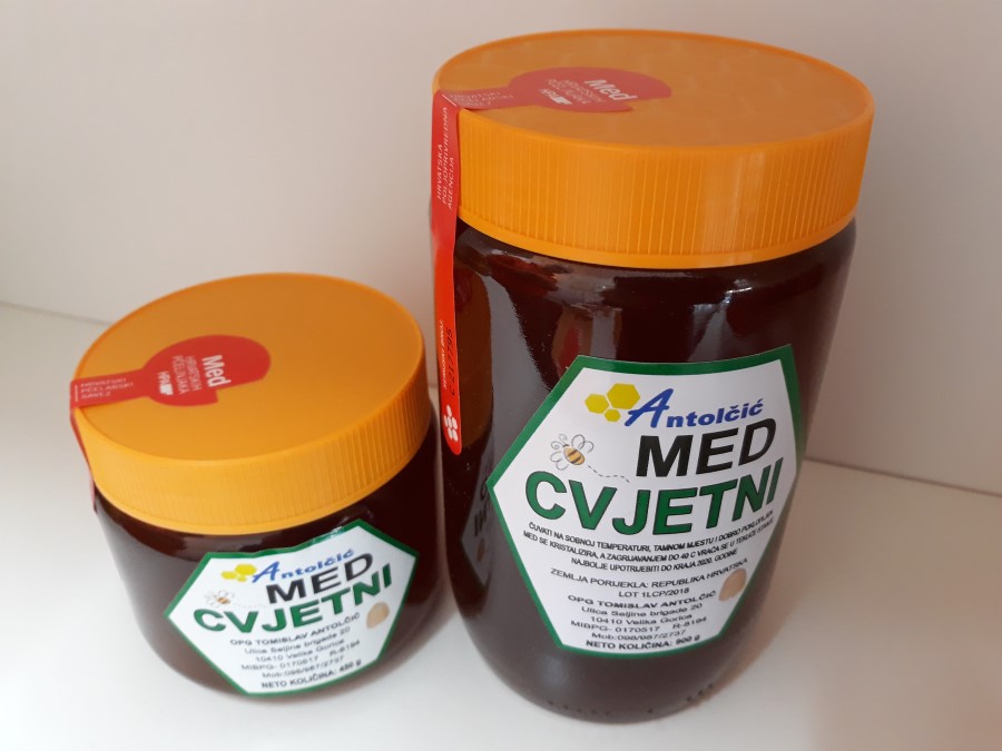 Med hrvatskih pčelinjaka