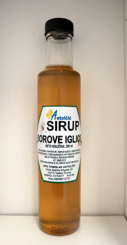 Sirup s borovim iglicama
